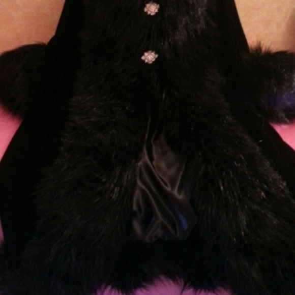 Custom Order Black Velvet Faux Fox Fur Maxicoat - Picture 2 of 7